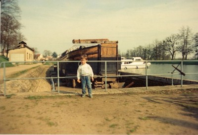 bateau bois arrière0001 [].jpg