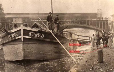 lulu, simone,et leurs parents.jpg (77.12 Kio) Vu 6600 fois lulu, simone,et leurs parents.jpg
