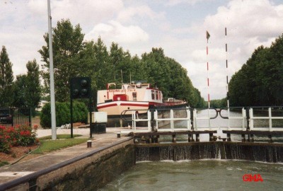 neuilly-marginal-12_07_1992.JPG (97.32 Kio) Vu 4282 fois neuilly-marginal-12_07_1992.JPG