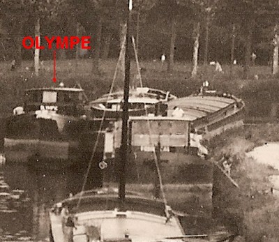 Lille - La Deûle - Vue panoramique (détail bateaux anoté).jpg (355.82 Kio) Vu 6742 fois Lille - La Deûle - Vue panoramique (détail bateaux anoté).jpg