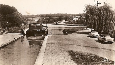 Mussey (Meuse) - gros num TSF [vagus].jpg