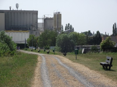 2011_05212010_12050049.JPG (256.25 Kio) Vu 12472 fois 2011_05212010_12050049.JPG