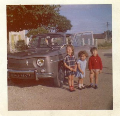 devant la puce.jpg (29.77 Kio) Vu 3346 fois devant la puce.jpg