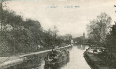 b   Agen - bateau de l'arrière.jpg