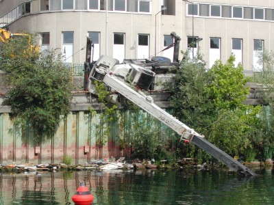 Grue.jpg (609.76 Kio) Vu 1751 fois Grue.jpg