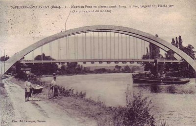 toueur_pont_beton_st_pierre_vauvray.jpg (174.35 Kio) Vu 3521 fois toueur_pont_beton_st_pierre_vauvray.jpg