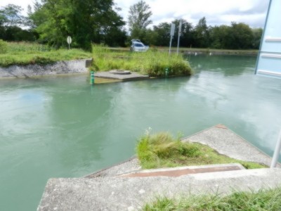 Canal de Huningue.JPG (165.66 Kio) Vu 2742 fois Canal de Huningue.JPG