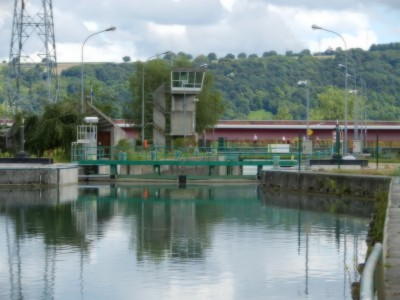 Ecluse de Niffer (2).JPG (182.82 Kio) Vu 1388 fois Ecluse de Niffer (2).JPG
