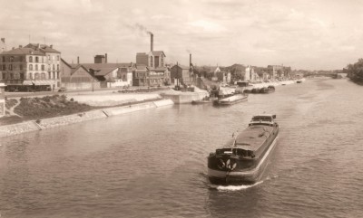 Puteaux (Seine) - Bords de la Seine - ARMAND (vagus).jpg