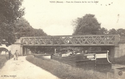 Void (Meuse) - Pont du chemin de fer sur le canal - ST EUSTACHE (vagus).jpg