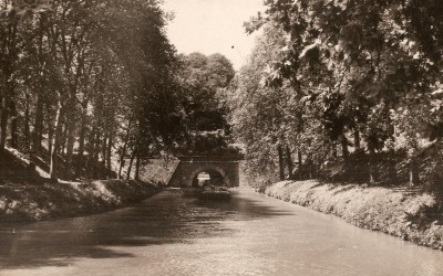 Lesches (S.-et-M.) - Le tunnel du canal - ALLIER.jpg