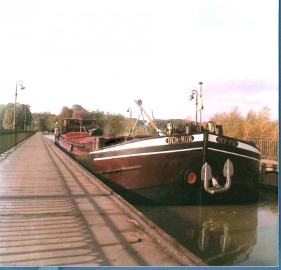 ber rob-1967 pont canal de briare.jpg