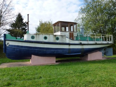 remorqueur girancourt (02).JPG (772.7 Kio) Vu 10488 fois remorqueur girancourt (02).JPG