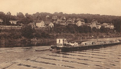 Isle-Adam (S.et-O.) - Bateau sur l'Oise (vagus).jpg