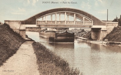 Pogny (Marne) - Pont du canal (vagus).jpg