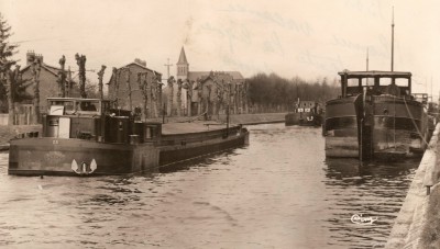 Longueil-Annel (Oise) - Le canal et avenue des Tilleuls (vagus).jpg (207.72 Kio) Vu 5587 fois Longueil-Annel (Oise) - Le canal et avenue des Tilleuls (vagus).jpg