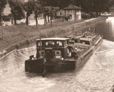 Bar-le-Duc (Meuse) - Le canal (dét1) (vagus).jpg (356.28 Kio) Vu 1568 fois Bar-le-Duc (Meuse) - Le canal (dét1) (vagus).jpg