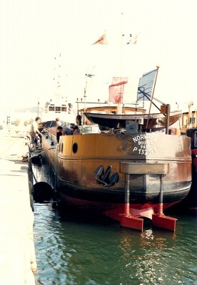 les_b-teaux_une_fois_vide.jpg (213.8 Kio) Vu 7440 fois les_b-teaux_une_fois_vide.jpg