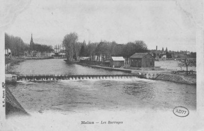 Barrage de Melun petit bras.jpg