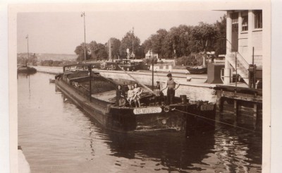 img051.jpg