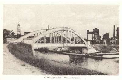 24B - La Madeleine - Vue sur le canal (vagus).jpg