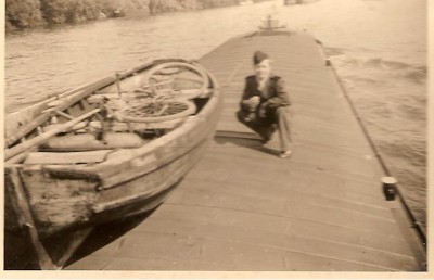 POMPON rouge 002.jpg (40.19 Kio) Vu 5266 fois POMPON rouge 002.jpg