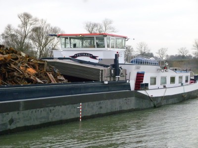 P1070965PETRAQ.jpg