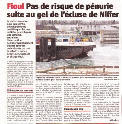 fait divers péniche (Copier).jpg