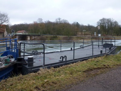 PELICAN - Méréville 16 février 2012 - brise-glace (2).JPG (131.6 Kio) Vu 1758 fois PELICAN - Méréville 16 février 2012 - brise-glace (2).JPG