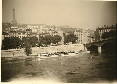 12 Lyon  1952 Abeille 4 001 - Copie [800x600].jpg