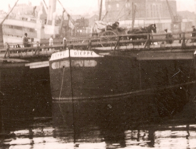 Rouen - pont de bateaux - juin-juillet 1940 (DIEPPE) (vagus) (4).jpg