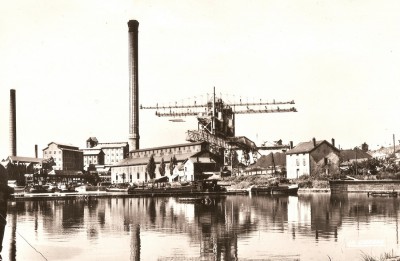 remorqueur ST PHLIN ex 3 (2sphlin) - Dombasle-sur-Meurthe (M.-et-M.) - Le port et l'usine Solvay (vagus).jpg