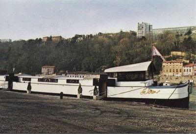 Le lien bateau chappelle (Copier) (Copier).jpg