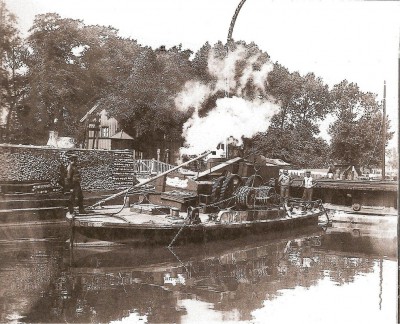 Toueur Ville de Douai.jpg (374.61 Kio) Vu 2462 fois Toueur Ville de Douai.jpg