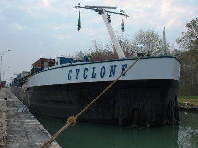 IMG_86851024766.JPG (505.68 Kio) Vu 3418 fois IMG_86851024766.JPG