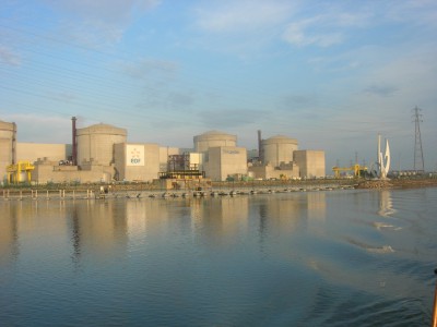 tricastin.JPG (142.17 Kio) Vu 7447 fois tricastin.JPG