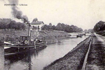 Remorqueur Nivernais.jpg (122.2 Kio) Vu 2281 fois Remorqueur Nivernais.jpg