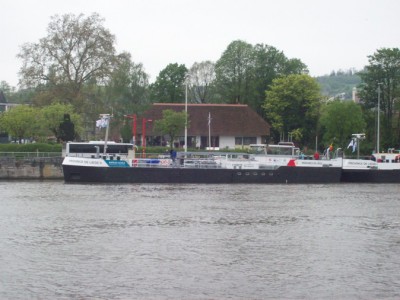 396.JPG