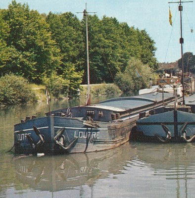 Nogent-sur-Seine (Aube) - Le port - LOUTRE (Copier).jpg