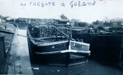LA FREGATE A GALAND .jpg