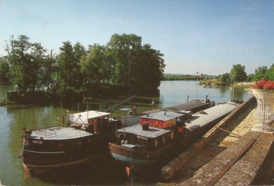 Seurre (C. d'Or) - La Saône - Quai du Nord.jpg