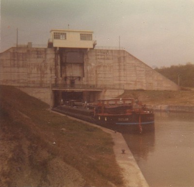 ufyuee090.jpg (97.51 Kio) Vu 6673 fois ufyuee090.jpg