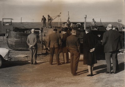 Chantier naval (2).jpg (337.6 Kio) Vu 11390 fois Chantier naval (2).jpg