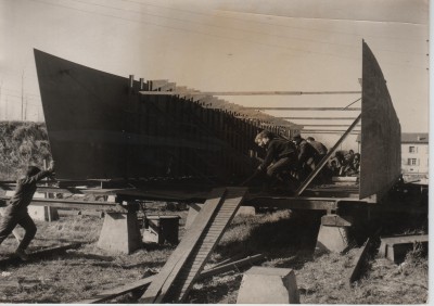 Chantier naval (4).jpg (314.72 Kio) Vu 10722 fois Chantier naval (4).jpg