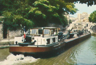 Montargis (Loiret) - Promenade au bord du canal (dét1) (4).jpg (69.93 Kio) Vu 6465 fois Montargis (Loiret) - Promenade au bord du canal (dét1) (4).jpg