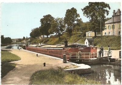 la meme 001.jpg (236.89 Kio) Vu 3120 fois la meme 001.jpg