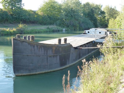 barge colmar (02).JPG (159.07 Kio) Vu 4708 fois barge colmar (02).JPG