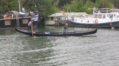 gondole.jpg (160.33 Kio) Vu 1067 fois gondole.jpg