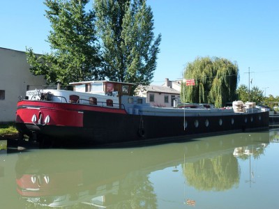 triade -3.JPG