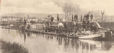 Renflouement d'un bateau d'acier par la maison Forterre-Ligaudan 2 (2).jpg